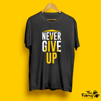 Never Give Up Half T-Shirt Black